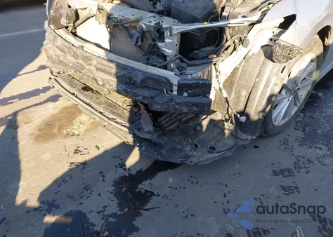 2022 Toyota Camry Le z USA, uszkodzony, nr VIN 4T1C11AK7NU652948